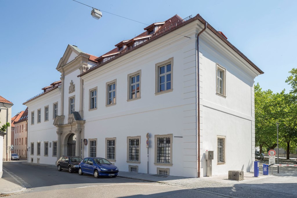 Regierung der Oberpfalz Gebäude C Aussenansichten